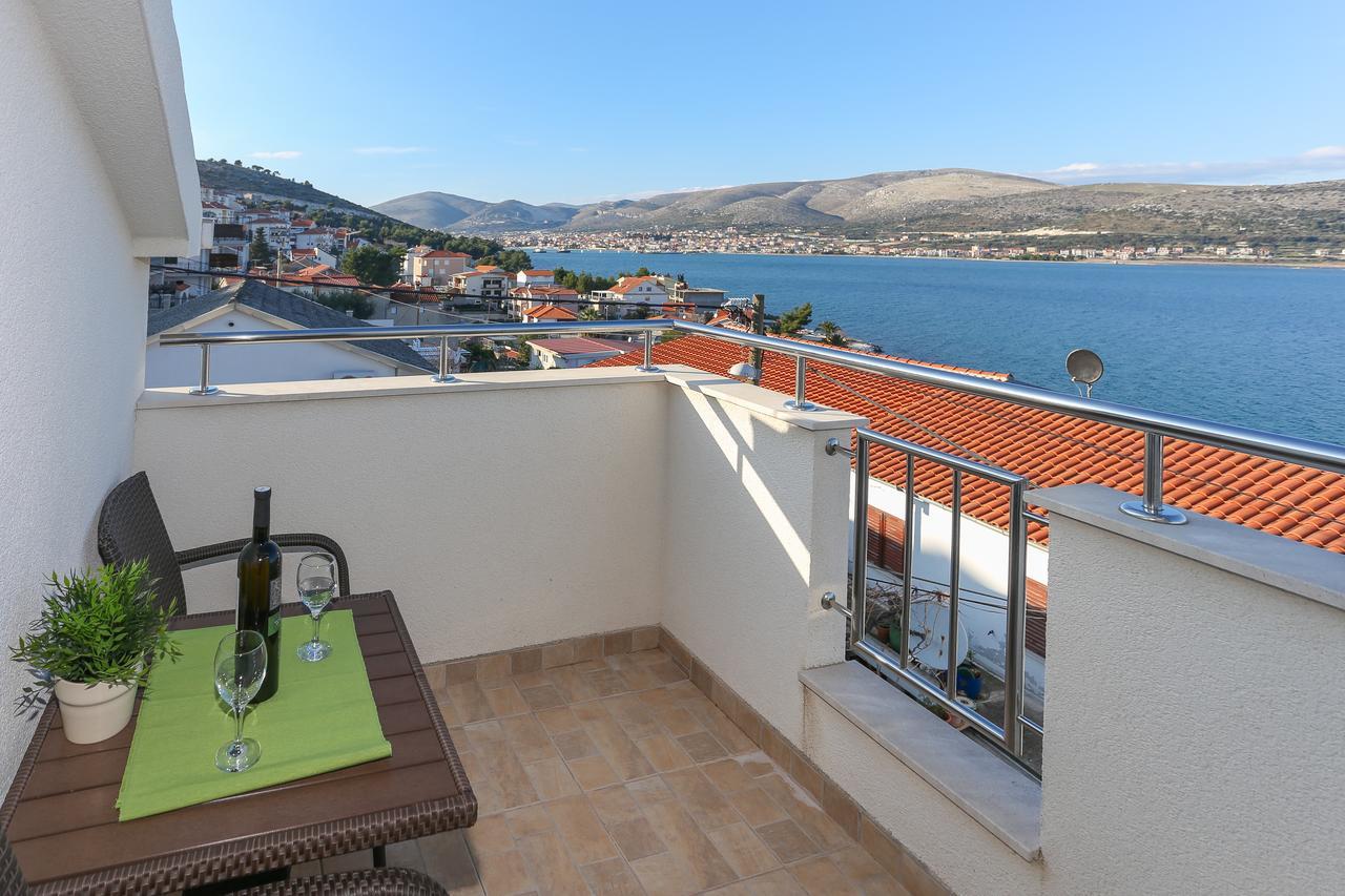 Apartment Panorama Трогир Экстерьер фото